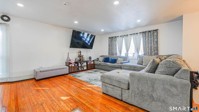 36 Benson Drive, Danbury, CT 06810