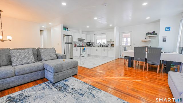 36 Benson Drive, Danbury, CT 06810