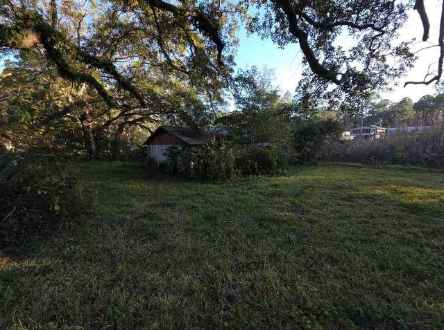 4737 Bayou Shores Drive, Coden, AL 36523