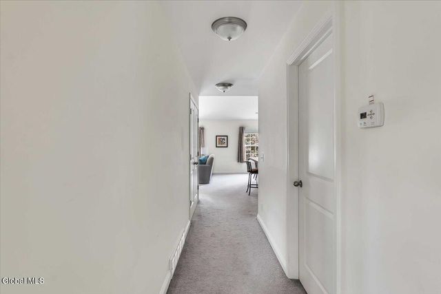 202 Royale Court, North Greenbush, NY 12180