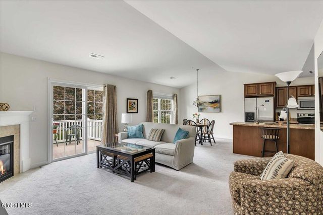 202 Royale Court, North Greenbush, NY 12180