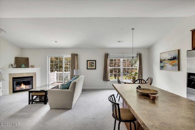 202 Royale Court, North Greenbush, NY 12180