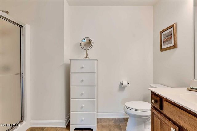 202 Royale Court, North Greenbush, NY 12180