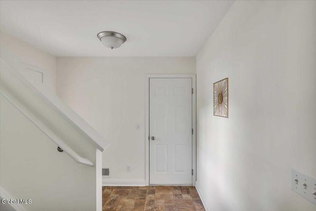 202 Royale Court, North Greenbush, NY 12180