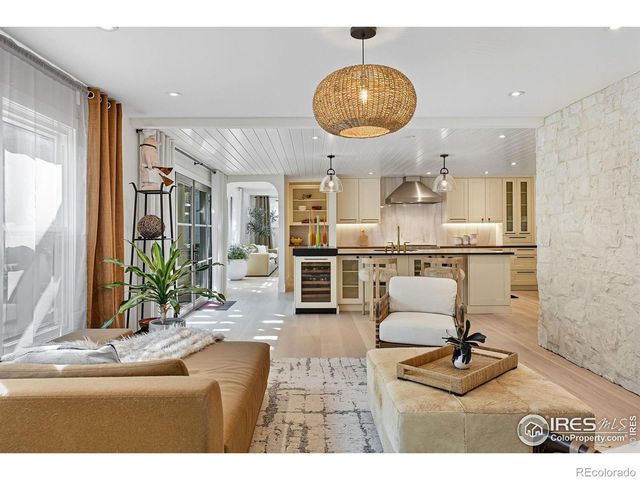 6919 Hunter Place, Boulder, CO 80301