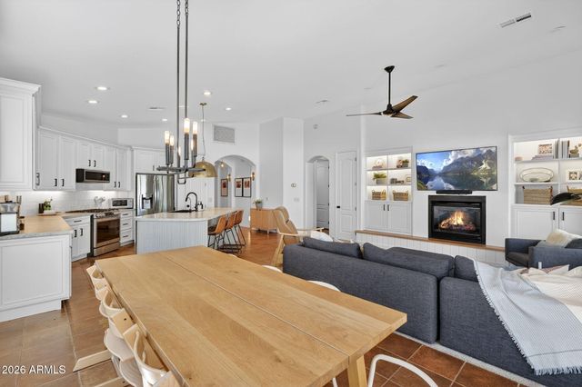 2326 E BALSAM Drive, Chandler, AZ 85286