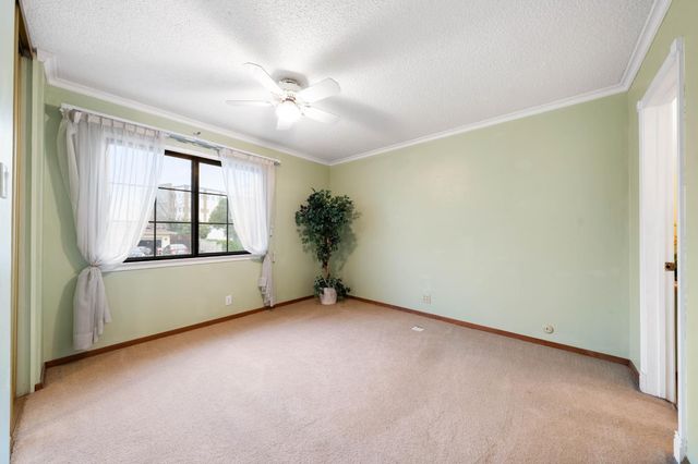 6606 Rexford Way, Carmichael, CA 95608