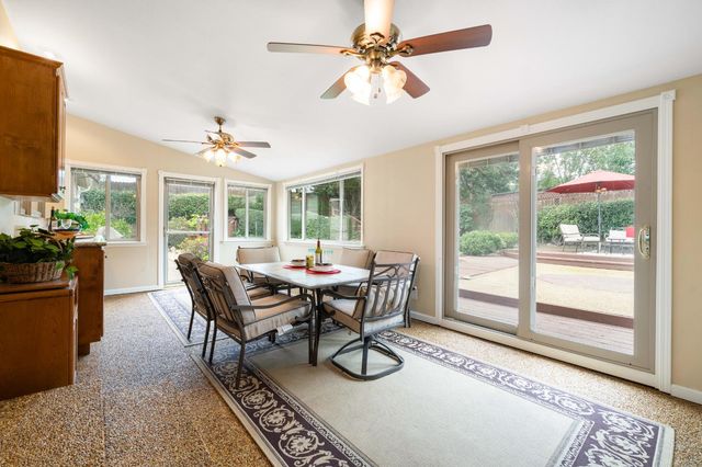 6606 Rexford Way, Carmichael, CA 95608