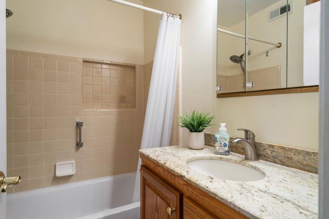 6606 Rexford Way, Carmichael, CA 95608