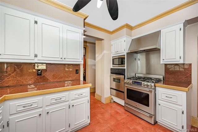 80-45 Grenfell Street, Kew Gardens, NY 11415