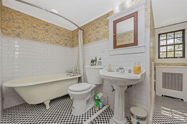 80-45 Grenfell Street, Kew Gardens, NY 11415