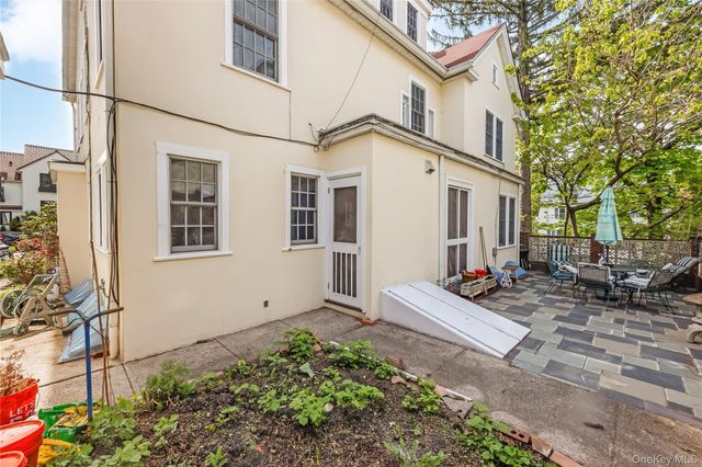 80-45 Grenfell Street, Kew Gardens, NY 11415