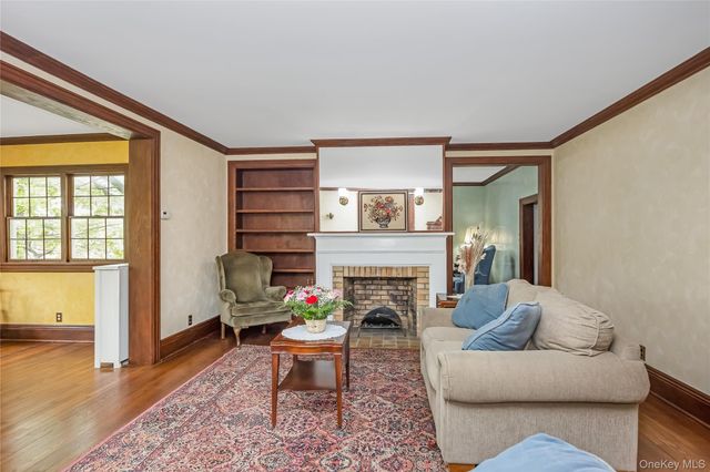 80-45 Grenfell Street, Kew Gardens, NY 11415