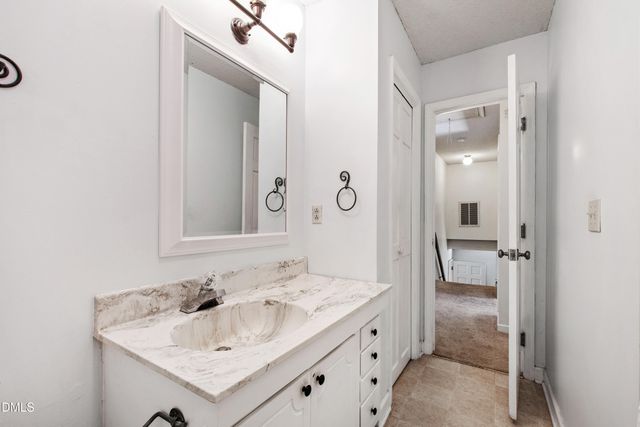 1508 N Gleneagle Drive, Garner, NC 27529