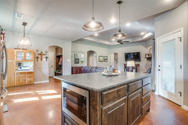 1028 Hope Court, Boyd, TX 76023