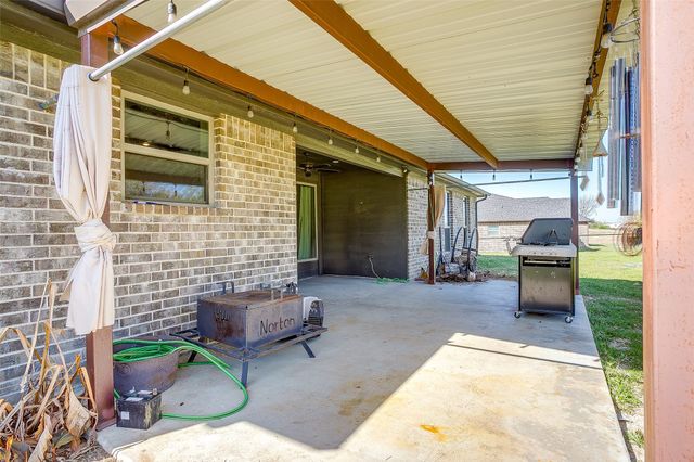1028 Hope Court, Boyd, TX 76023