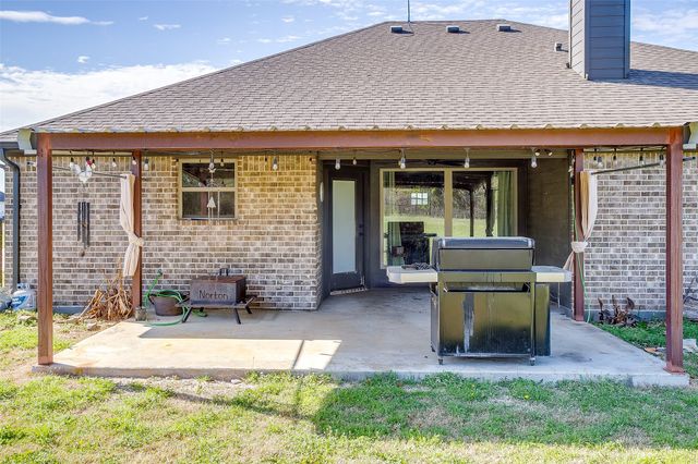 1028 Hope Court, Boyd, TX 76023