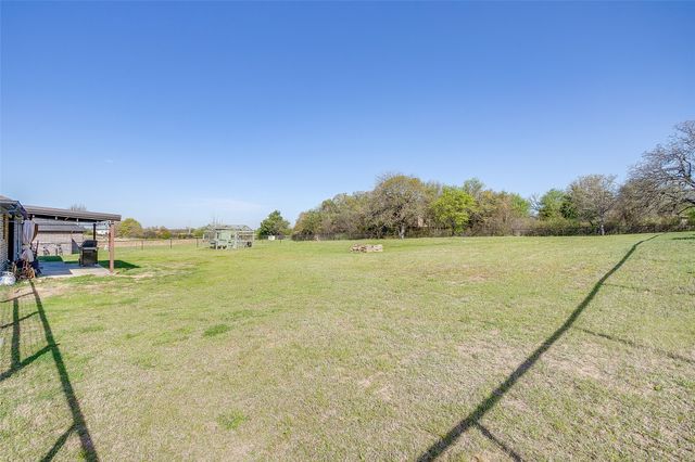 1028 Hope Court, Boyd, TX 76023