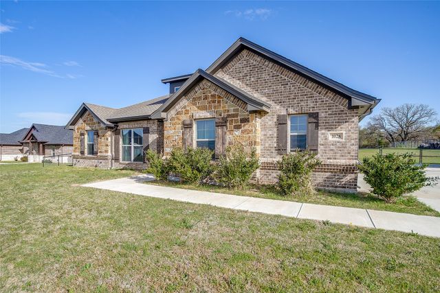1028 Hope Court, Boyd, TX 76023