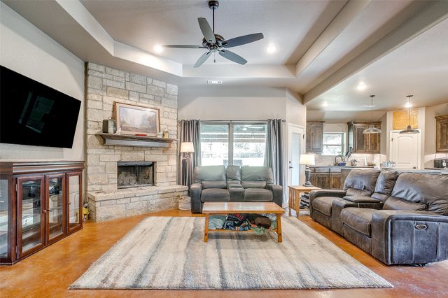 1028 Hope Court, Boyd, TX 76023