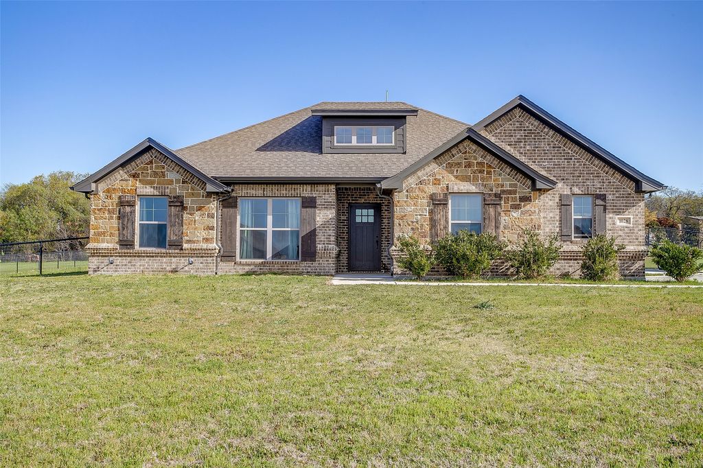 1028 Hope Court, Boyd, TX 76023