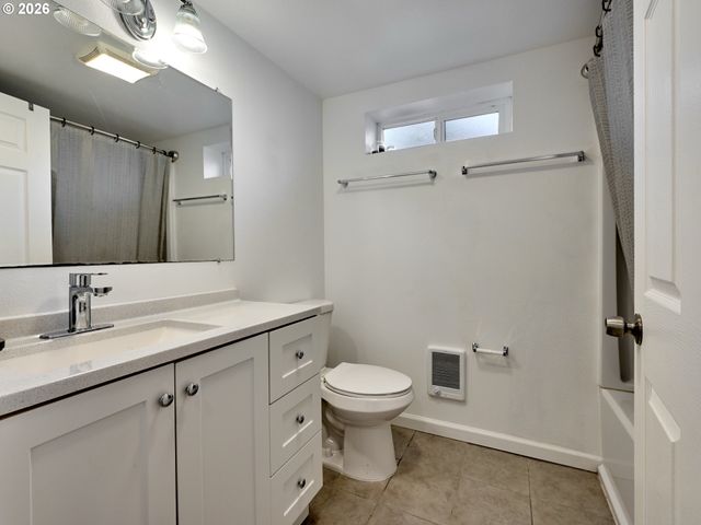 5905 Se HAZEL Pl, Milwaukie, OR 97222