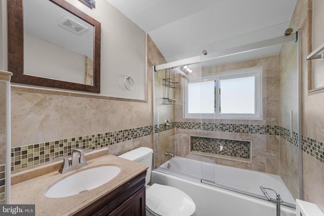 99 HARMONY RD, Levittown, PA 19056