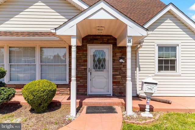 99 HARMONY RD, Levittown, PA 19056