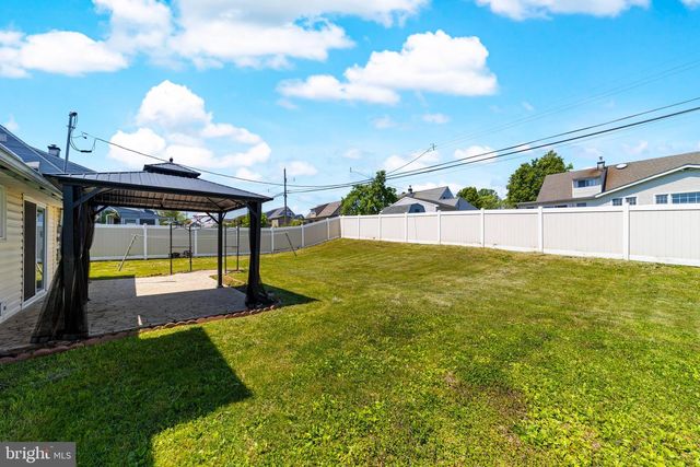 99 HARMONY RD, Levittown, PA 19056