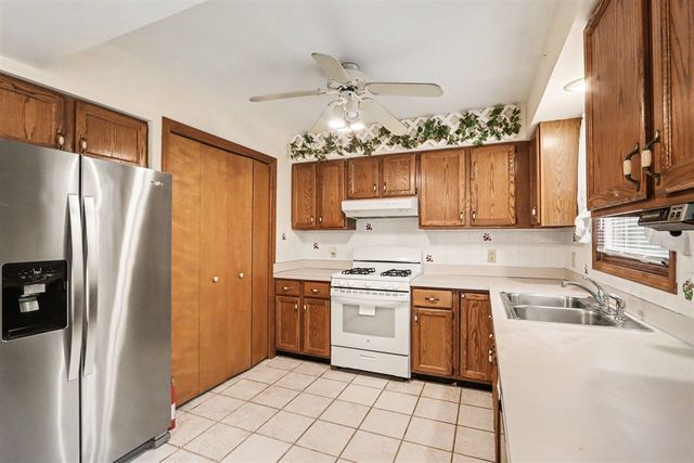 5595 N 14th Street, Kalamazoo, MI 49009