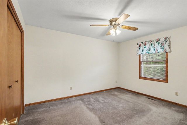 5595 N 14th Street, Kalamazoo, MI 49009