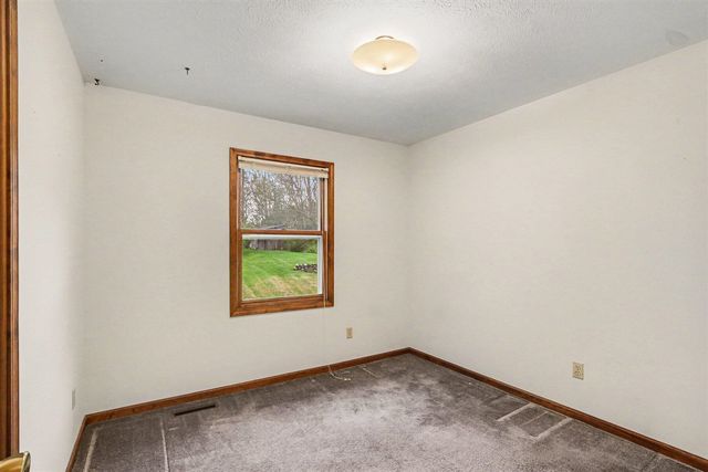 5595 N 14th Street, Kalamazoo, MI 49009
