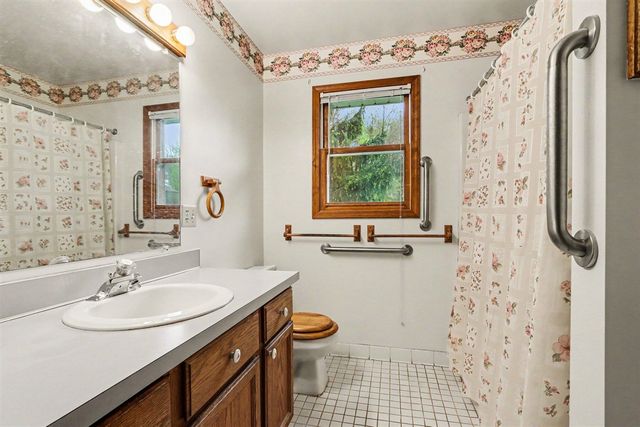 5595 N 14th Street, Kalamazoo, MI 49009
