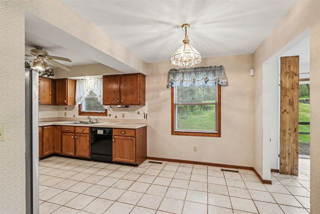 5595 N 14th Street, Kalamazoo, MI 49009