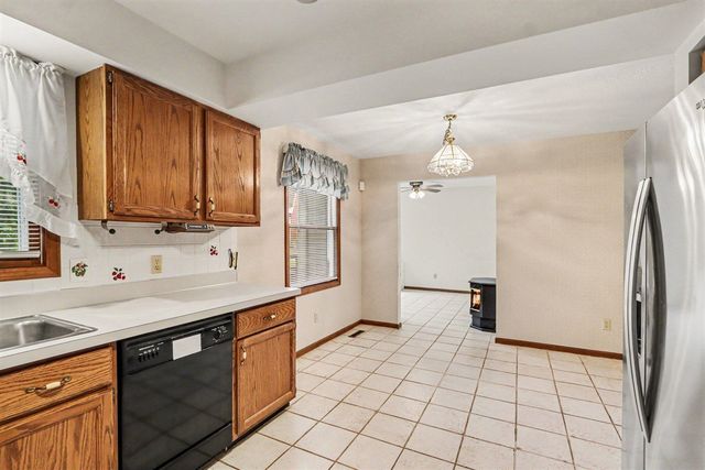 5595 N 14th Street, Kalamazoo, MI 49009