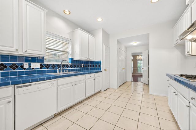 11931 Mckinney Falls Lane, Sugar Land, TX 77498