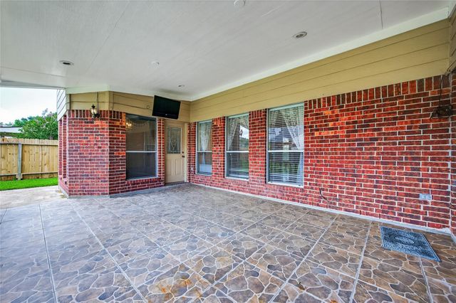 11931 Mckinney Falls Lane, Sugar Land, TX 77498