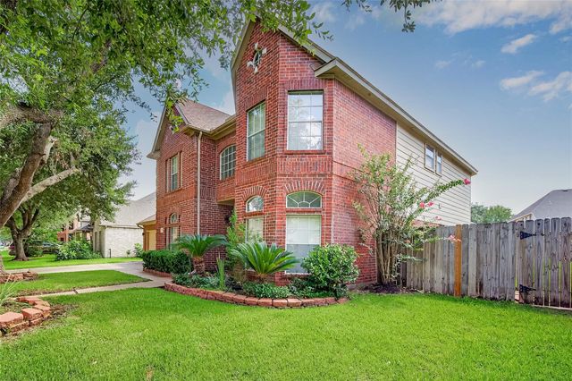 11931 Mckinney Falls Lane, Sugar Land, TX 77498