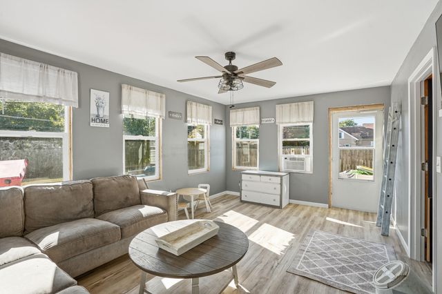 705 E Grace Street, Rensselaer, IN 47978