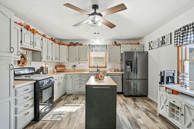 705 E Grace Street, Rensselaer, IN 47978