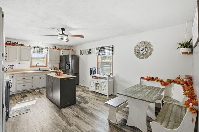 705 E Grace Street, Rensselaer, IN 47978