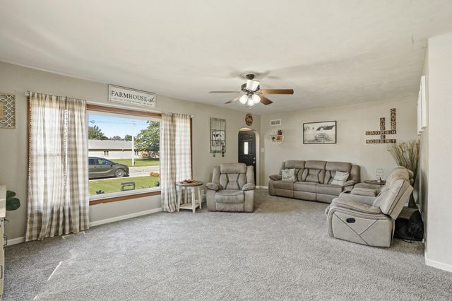 705 E Grace Street, Rensselaer, IN 47978