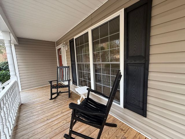 574 Knottywood Drive, Lavonia, GA 30553