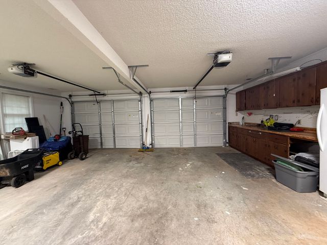 574 Knottywood Drive, Lavonia, GA 30553