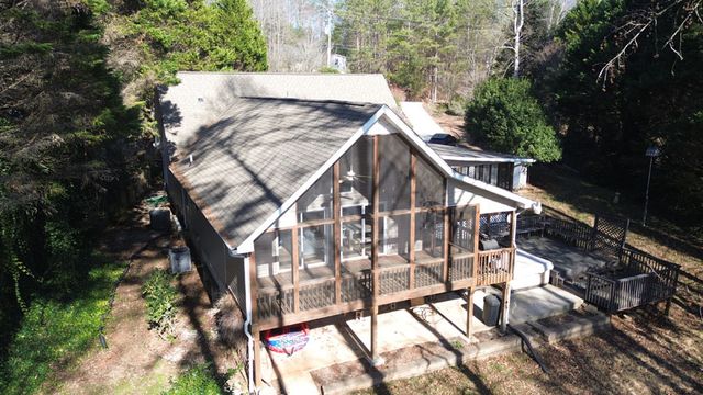 574 Knottywood Drive, Lavonia, GA 30553