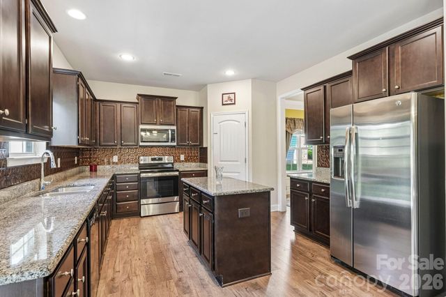 201 Taylors Creek Street, Mount Holly, NC 28120