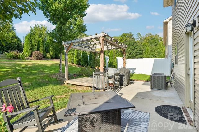 201 Taylors Creek Street, Mount Holly, NC 28120
