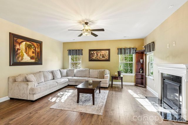 201 Taylors Creek Street, Mount Holly, NC 28120