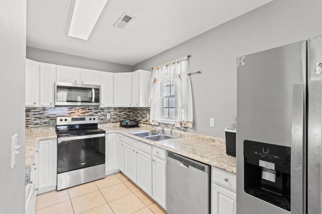 5168 Spring St., Loris, SC 29569