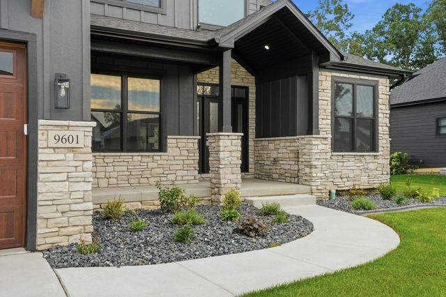 9601 Tall Grass Trail, St. John, IN 46373